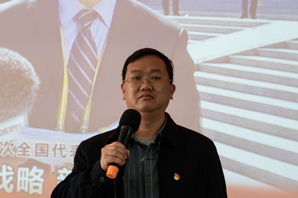 9学院党委委员、教工二支部书记丁中教授发言_proc.jpg