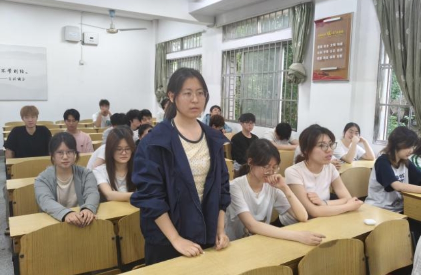 青政推文2.jpg