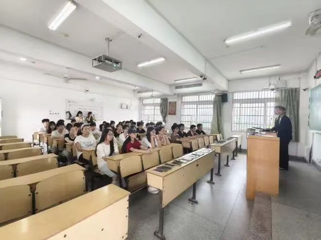 青政新闻稿3.jpg